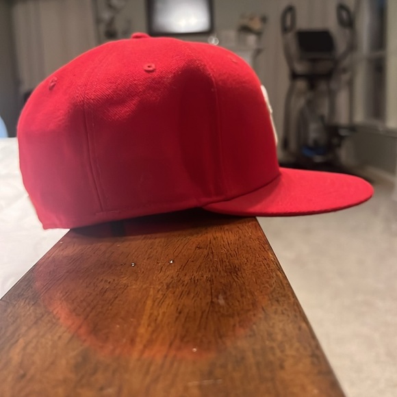 Washington Nationals fitted all red hat - Picture 4 of 6